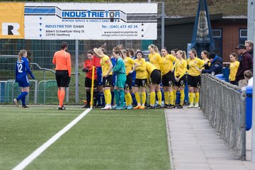 Bild 35 - F SSC Hagen Ahrensburg - SV Frisia Risum-Lindholm : Ergebnis: 1:2